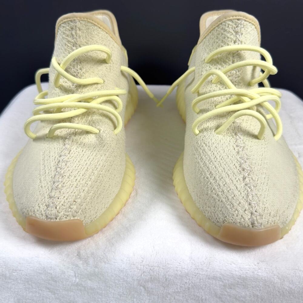 adidas Yeezy Boost 350 V2 “Butter” – F36980 | 10.5M - Picture 6 of 16